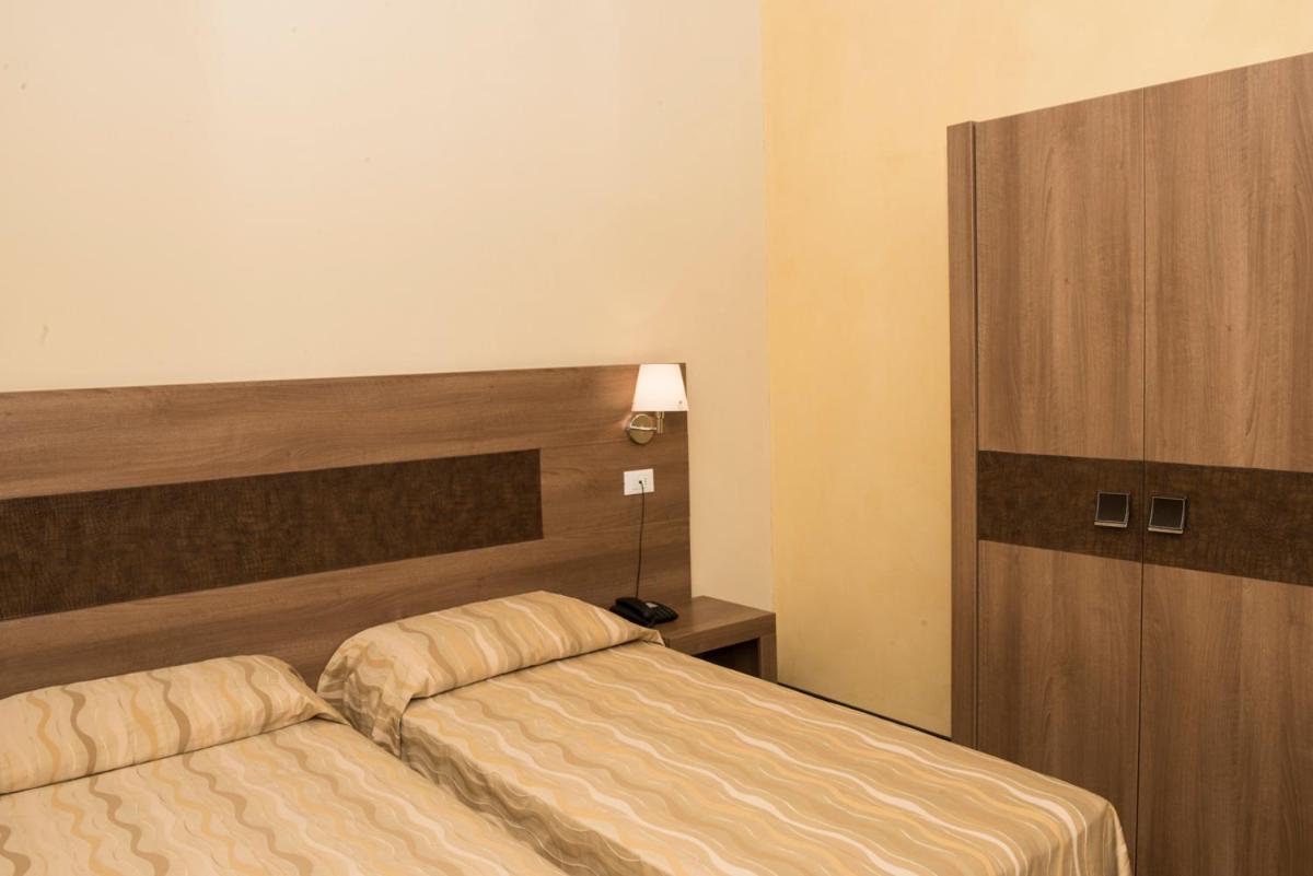 Hotel Corte Business 카브리아고 외부 사진